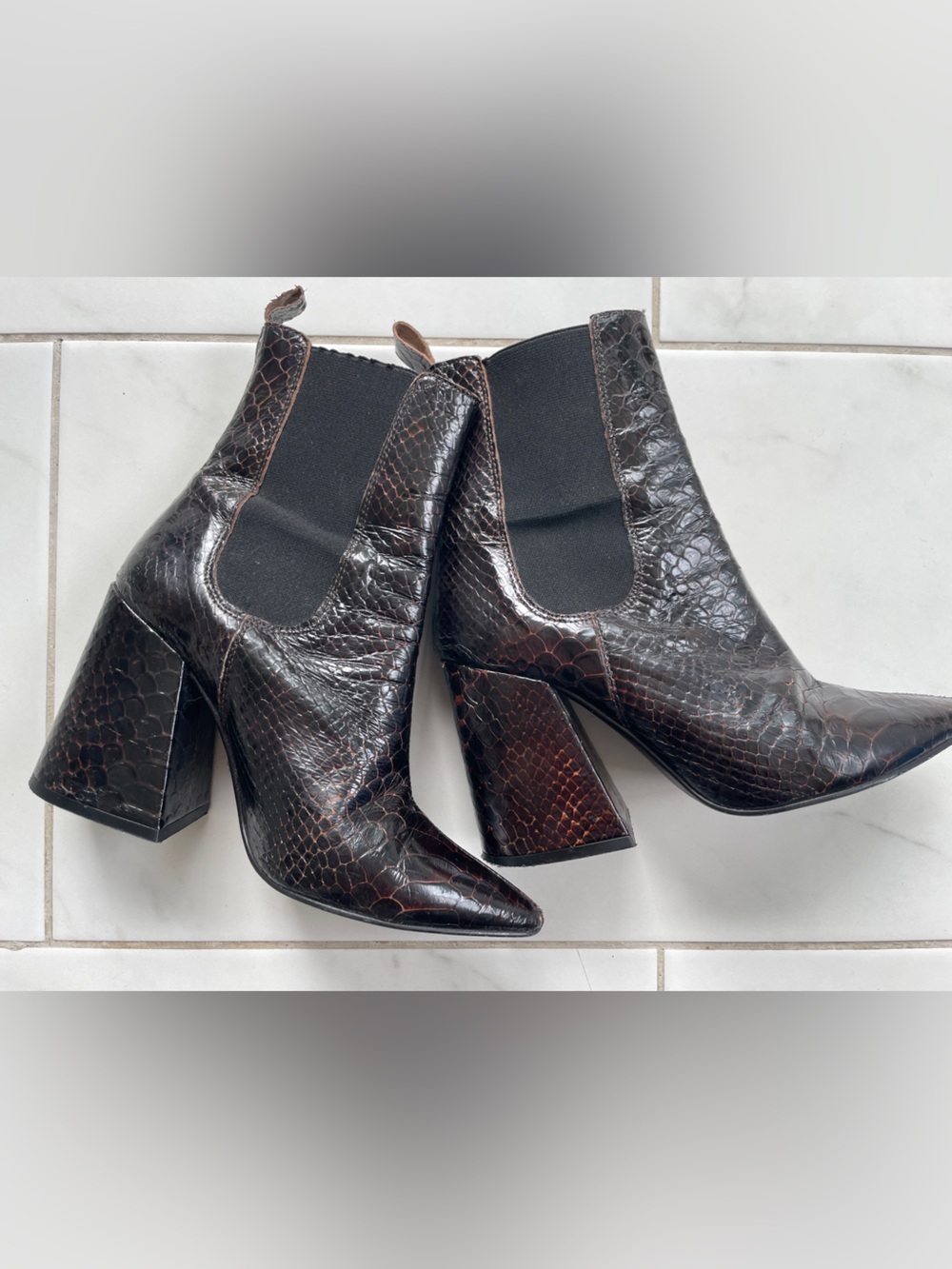 L’Intervalle Dark Crocodile Boots